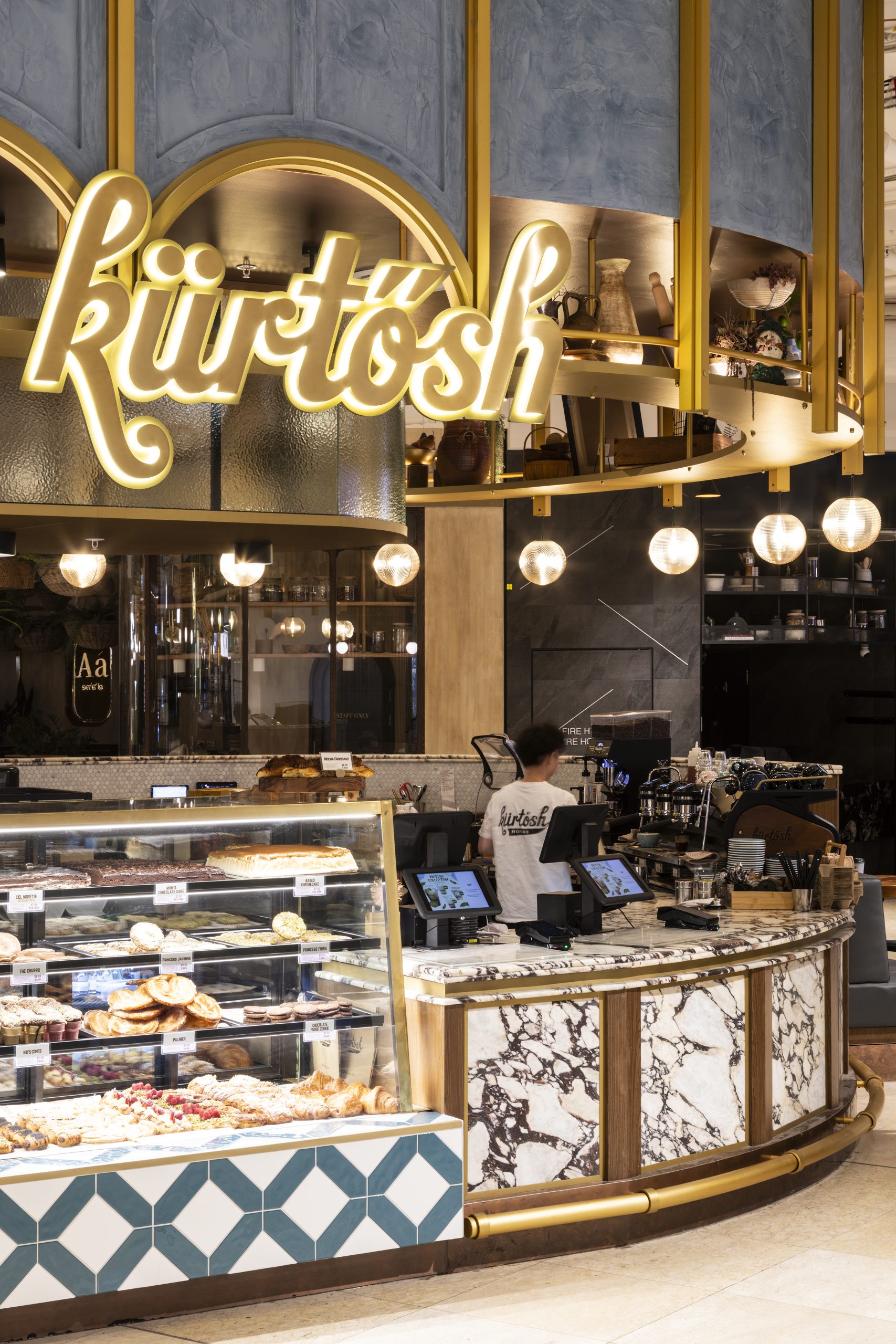 18CChase_Kurtosh_080925